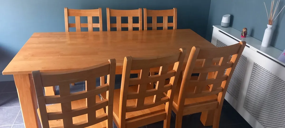 Kitchen table & Chairs - Image 2