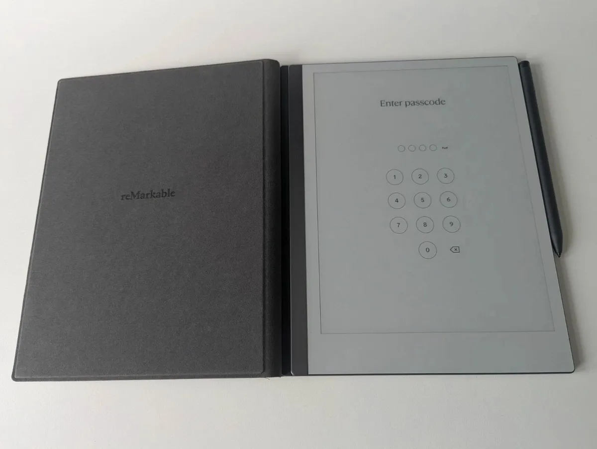 Remarkable 2 Bundle - Image 4
