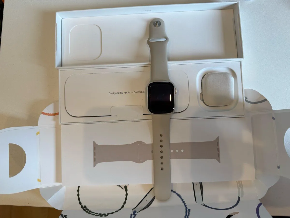 Apple Watch Series 9 - Image 4