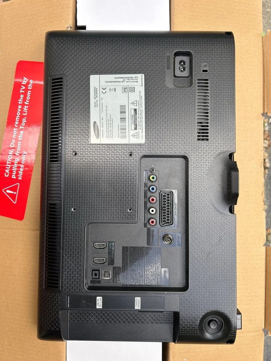 Samsung LED LCD 19 inch TV - Image 2