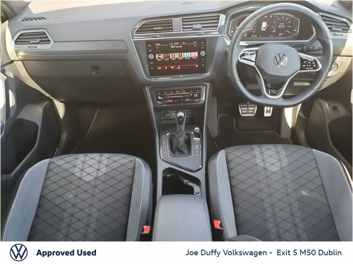Volkswagen Tiguan Tiguan R-line Tsi Phev S-A R-li - Image 3