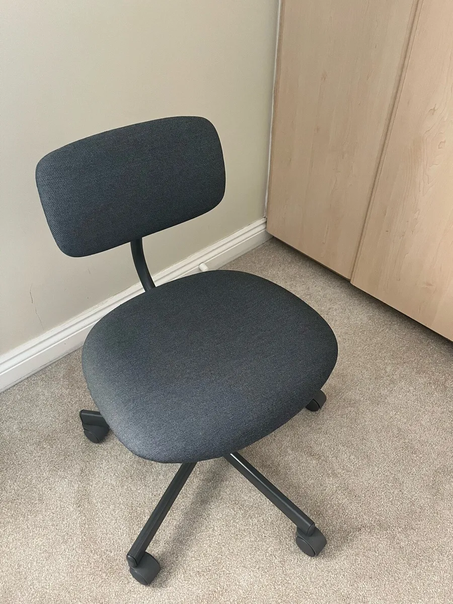 Desk chair - Image 2