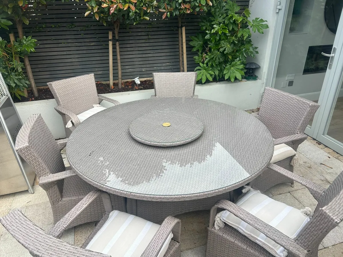 Garden Furniture - Image 1