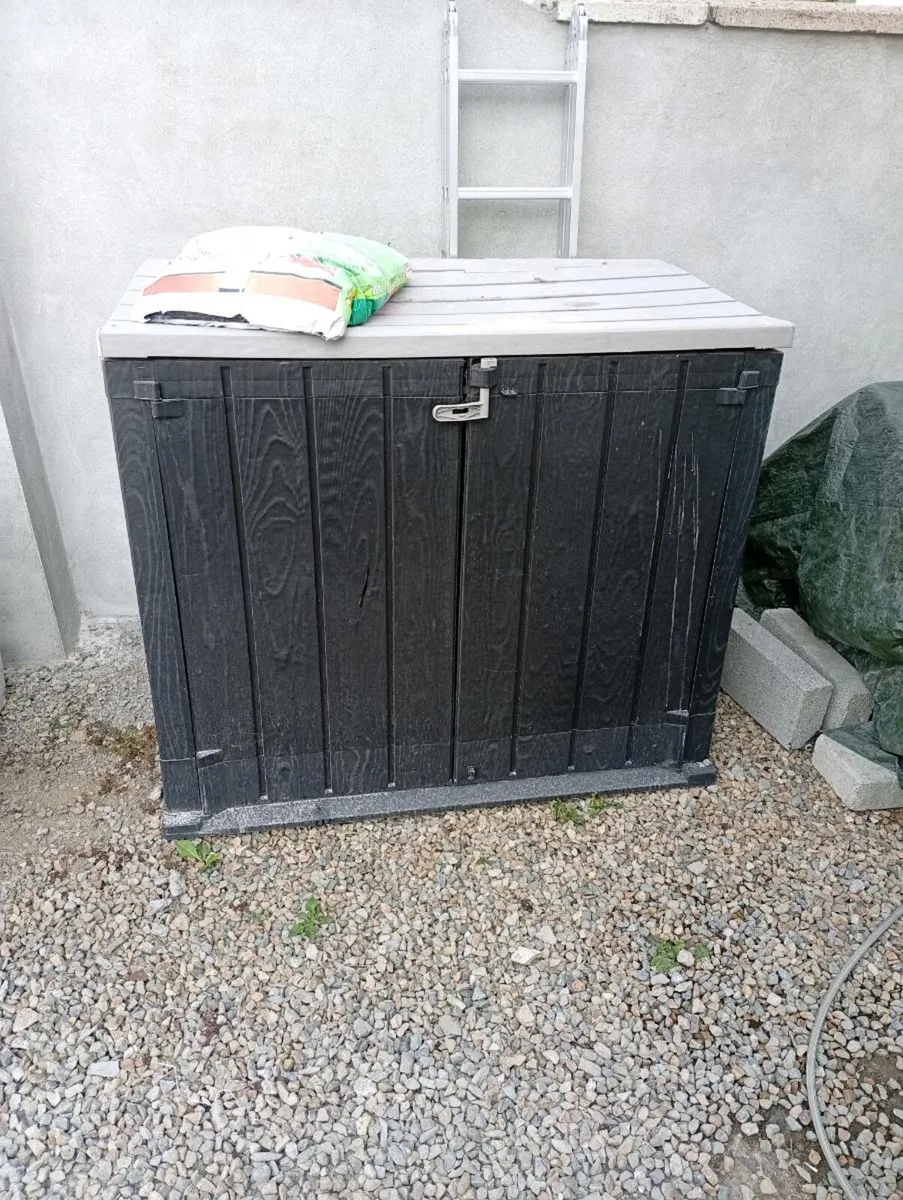 Shed - Image 1