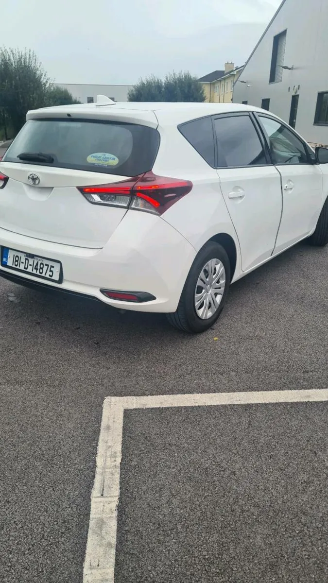 Toyota Auris Van - Image 4