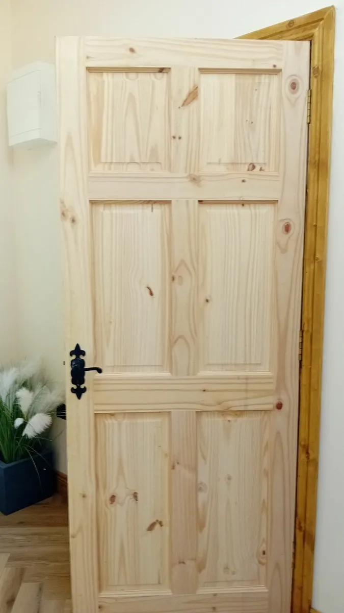 Internal Doors 80" x 32" - Image 1