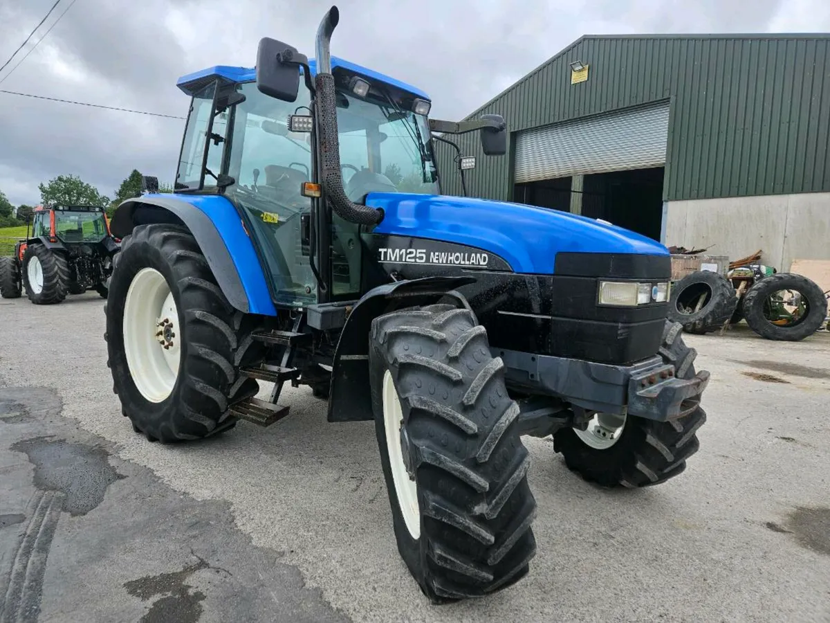 01 NEW HOLLAND 125 CLASSIC - Image 1