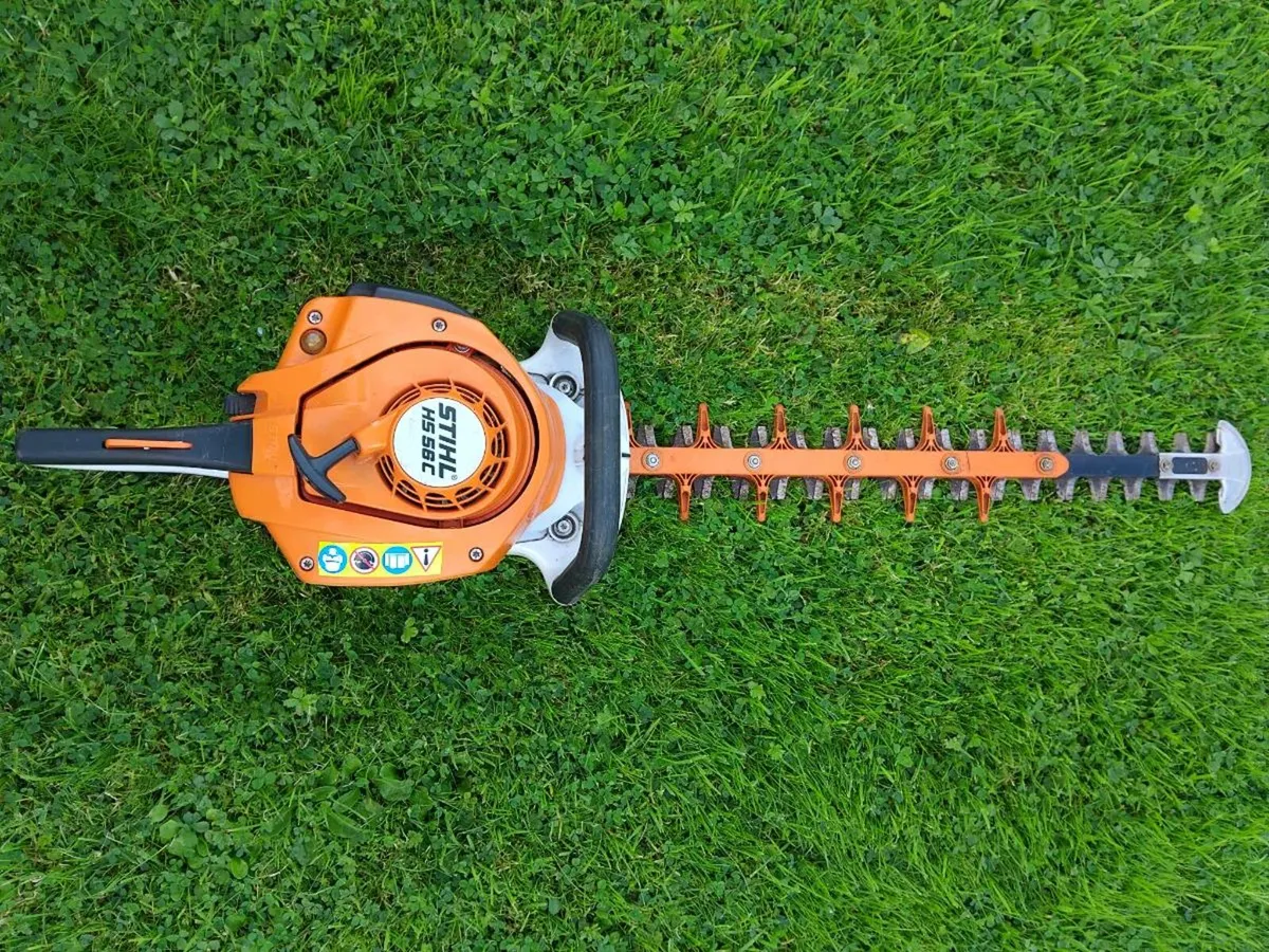 HEDGE TRIMMER - Image 3