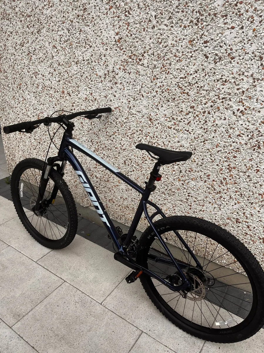 GIANT Talon Mountain Bike 2021 - L 27.5/5 - Image 2