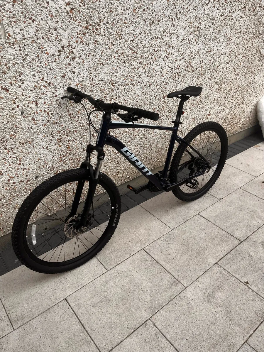 GIANT Talon Mountain Bike 2021 - L 27.5/5 - Image 4