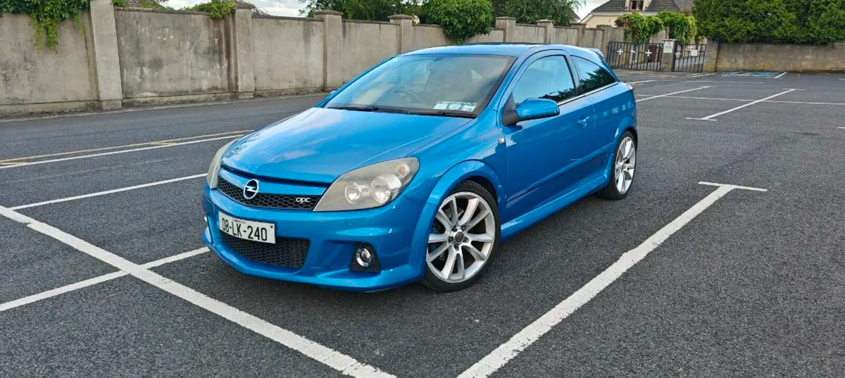 Opel Astra OPC - Image 3