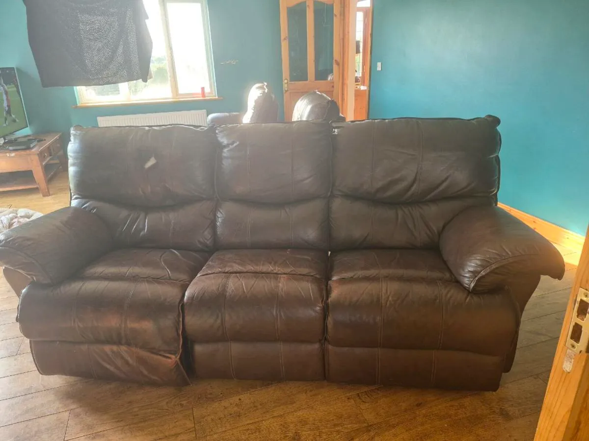 3 piece suite - Image 1