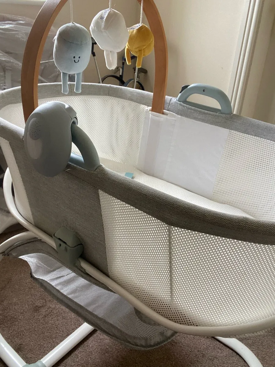 Purflo PurAir Breathable Crib - Image 1