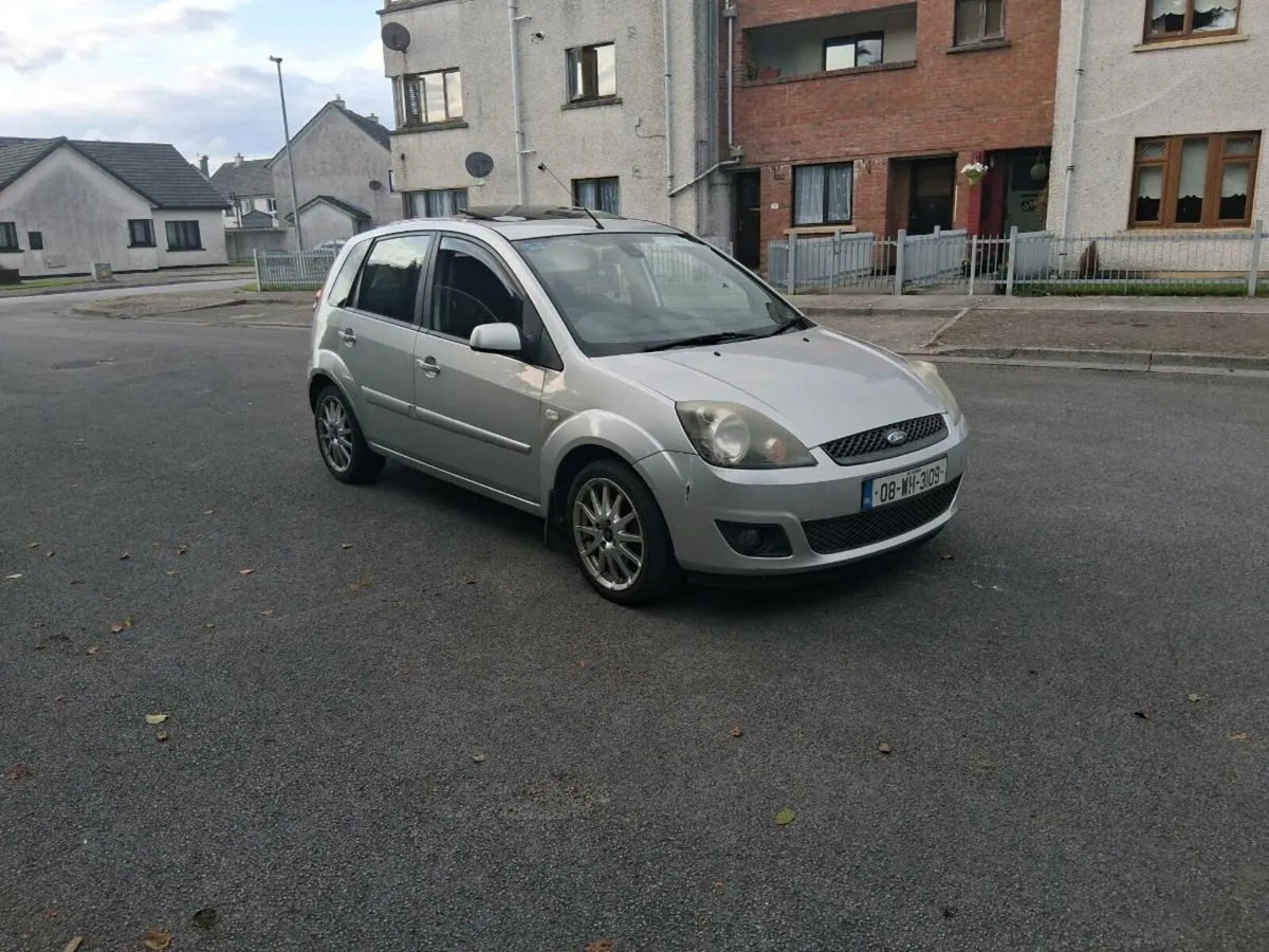 2008 ford fiesta sun roof edition - Image 2