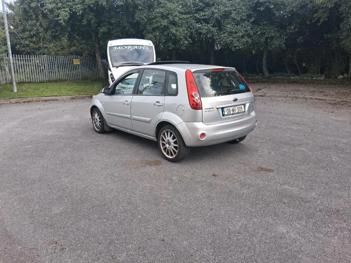 2008 ford fiesta sun roof edition - Image 4