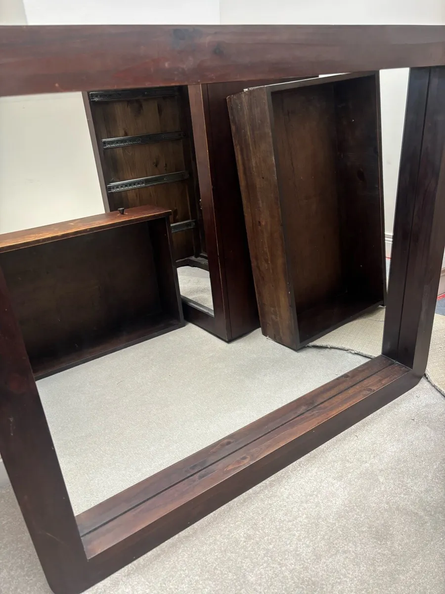 Walnut chest of drawers and mirror - Image 4