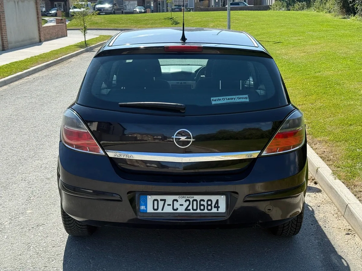 Opel Astra Automatic 99k miles NEW NCT 09/26 - Image 4