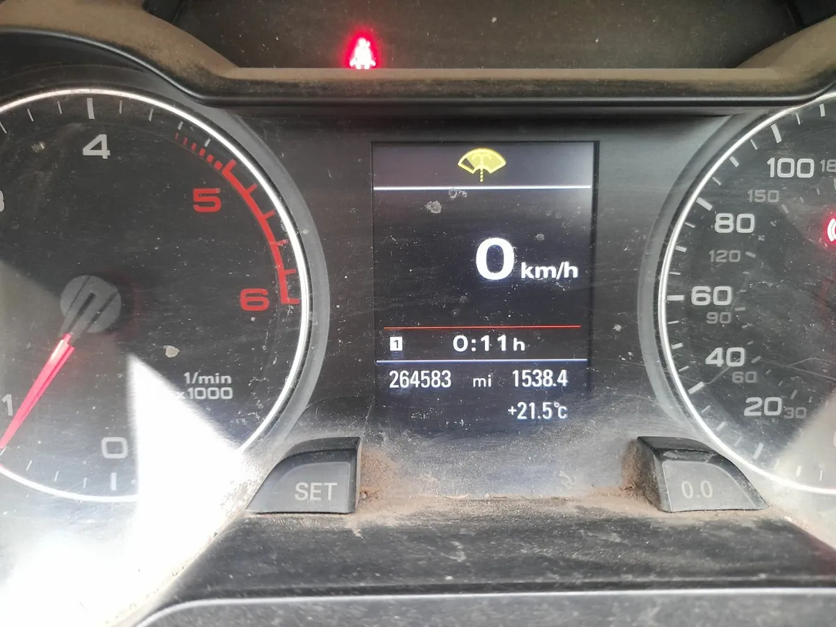 Audi A4 2009 - Image 2