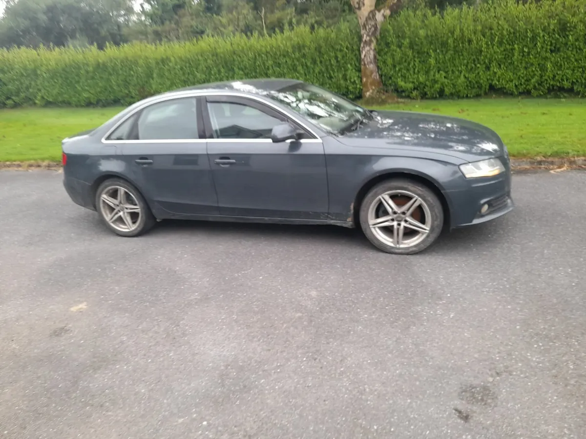 Audi A4 2009 - Image 4