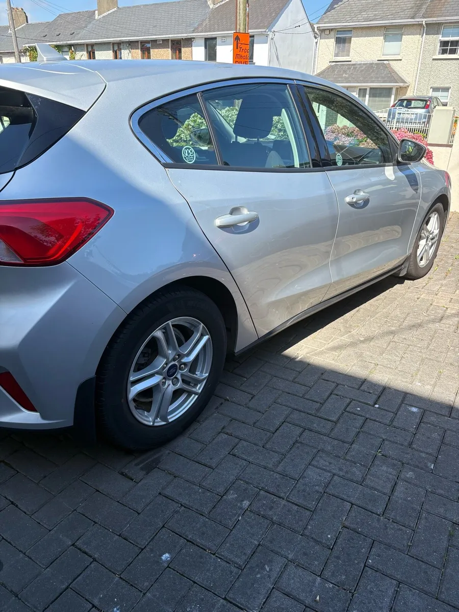 2019 Ford Focus zetec 1.0 ecoboost 125ps - Image 2
