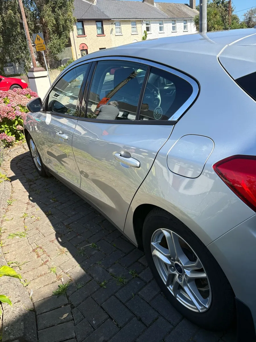 2019 Ford Focus zetec 1.0 ecoboost 125ps - Image 4
