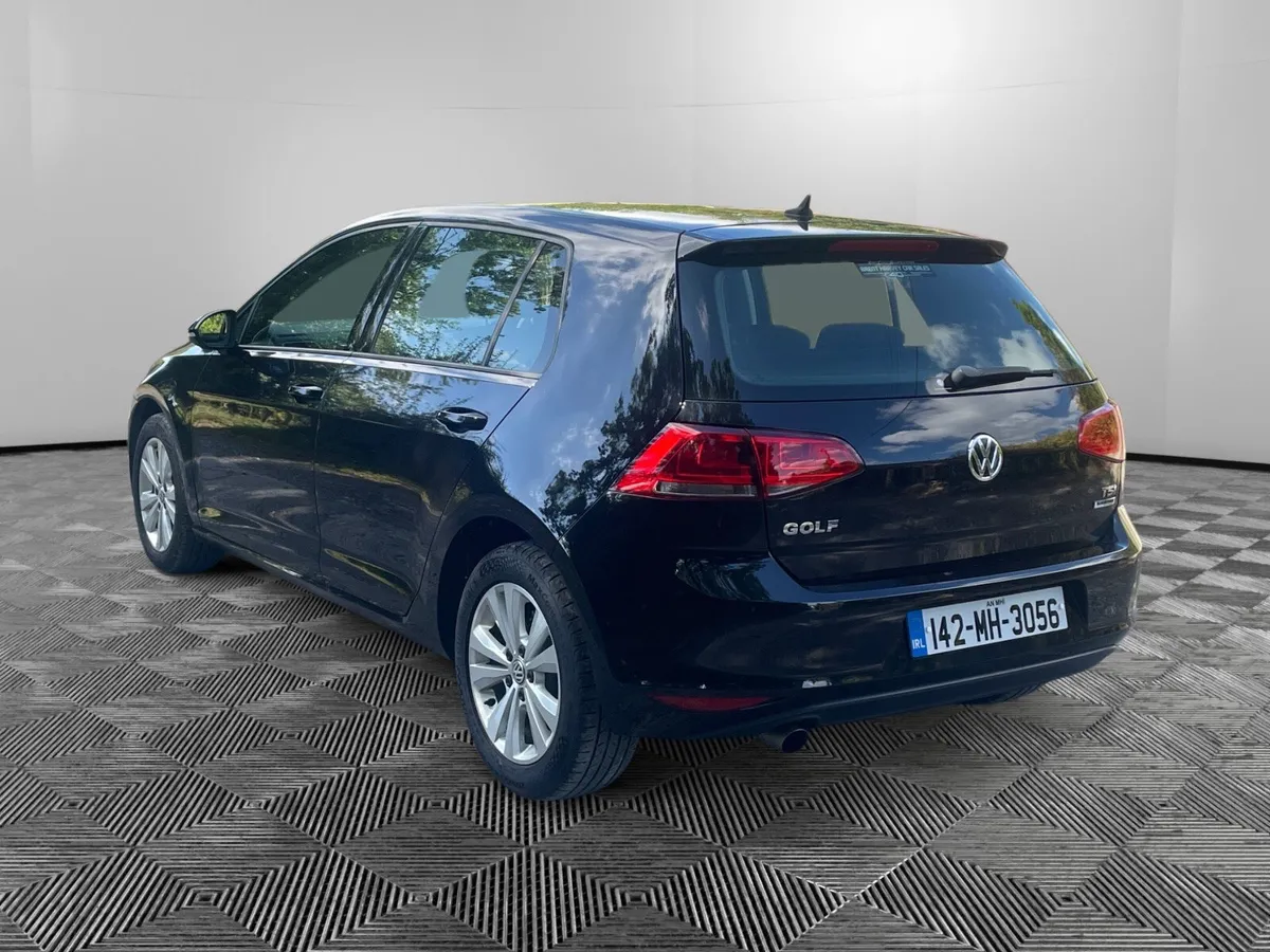 Volkswagen Golf DSG 1.2 -( Low KM ) - Image 3