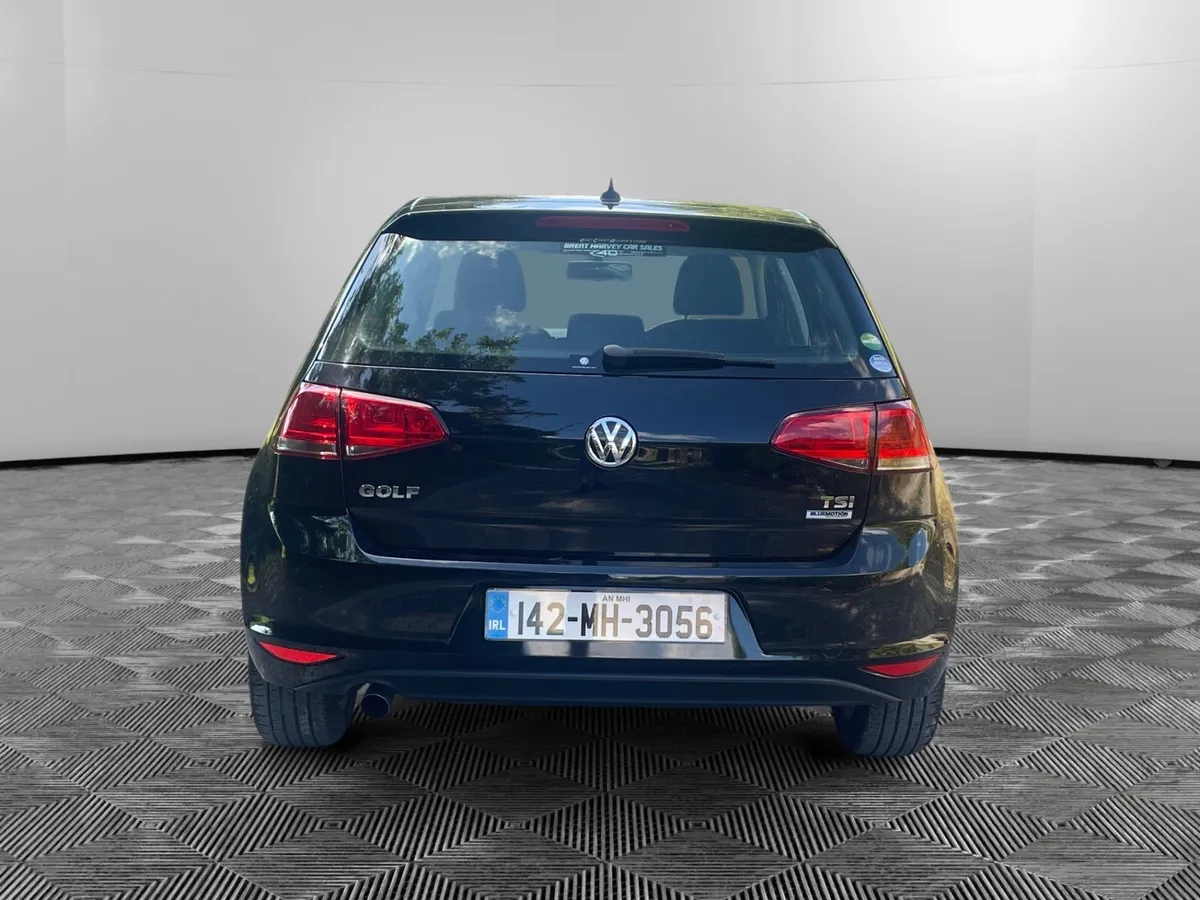 Volkswagen Golf DSG 1.2 -( Low KM ) - Image 4