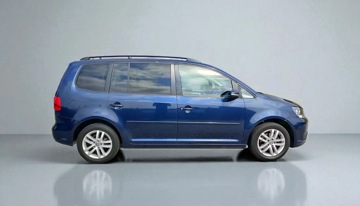 Vw Touran 2014  7 SeatS Ncted. WARRANTY - Image 4
