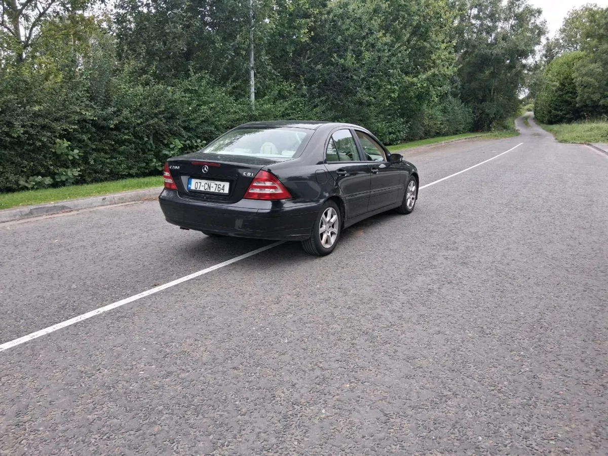 2007 Mercedes c200 - Image 4