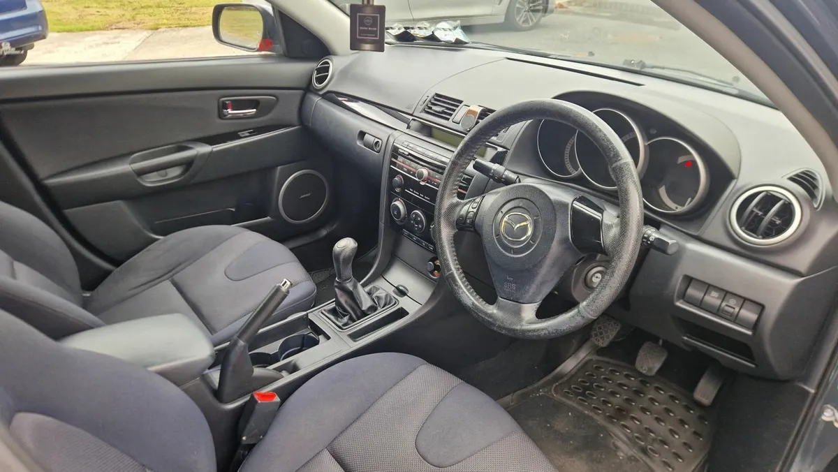Mazda 3 Sport - Image 3