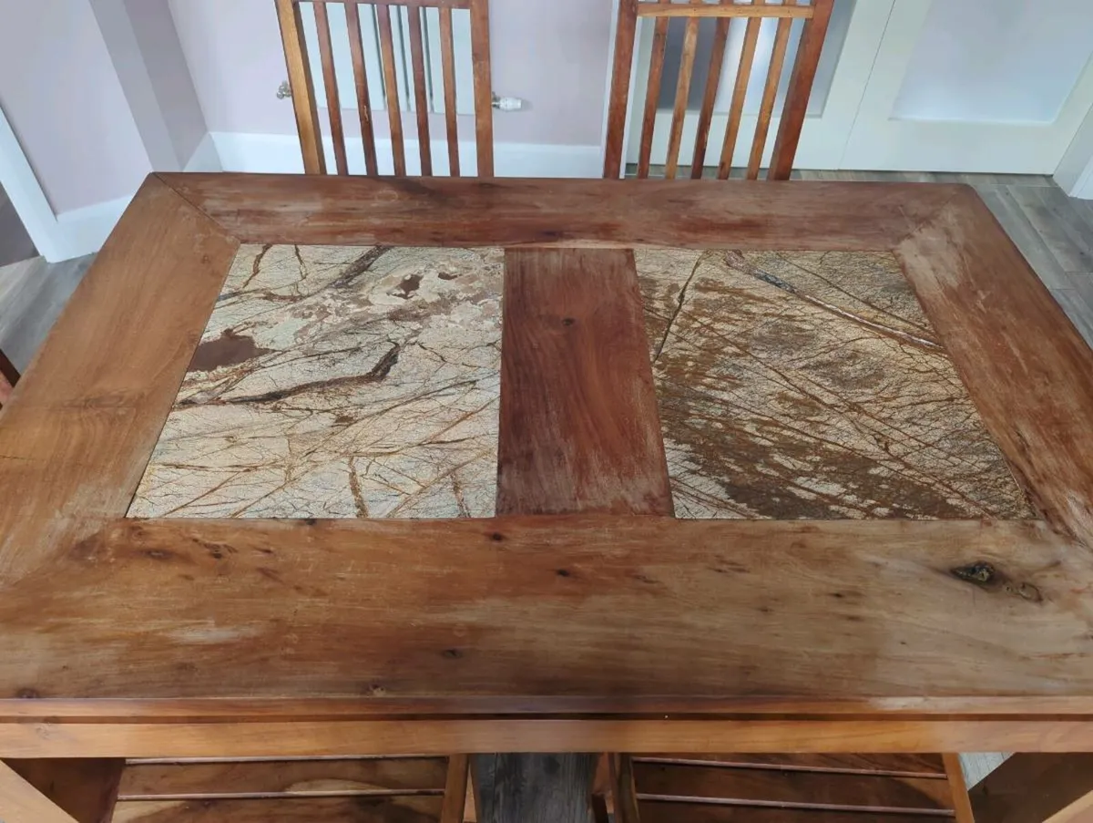 Kitchen Table and chairs - Image 3