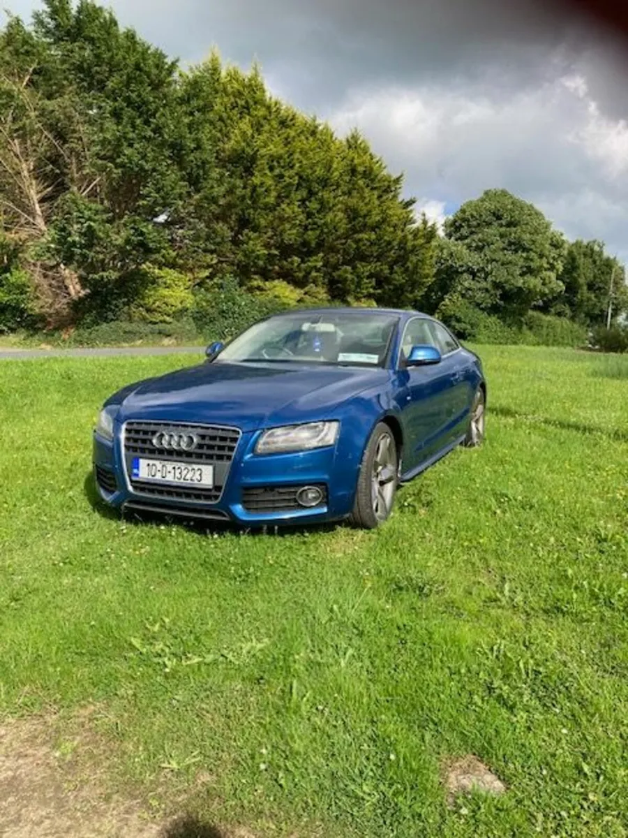Audi A5 2010 - Image 1