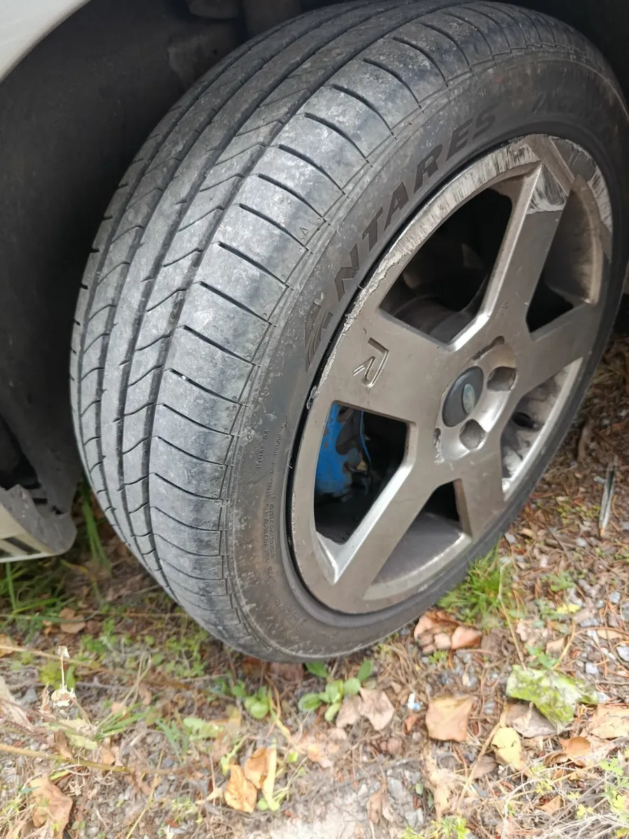 Ford Focus 2010 - Image 3