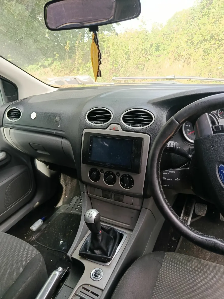 Ford Focus 2010 - Image 4