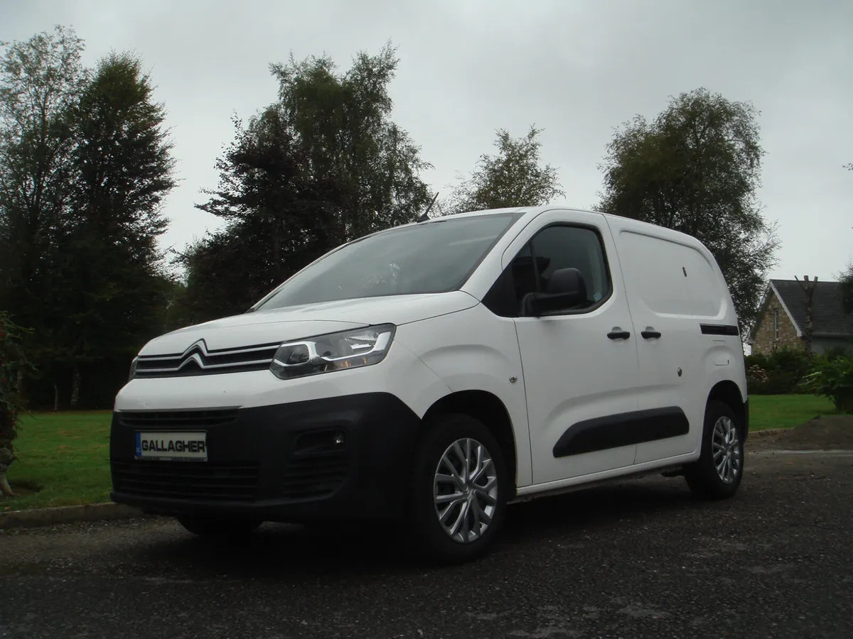 21 Berlingo Enterprise M 1000 1.5 BlueHDI 100BHP - Image 1