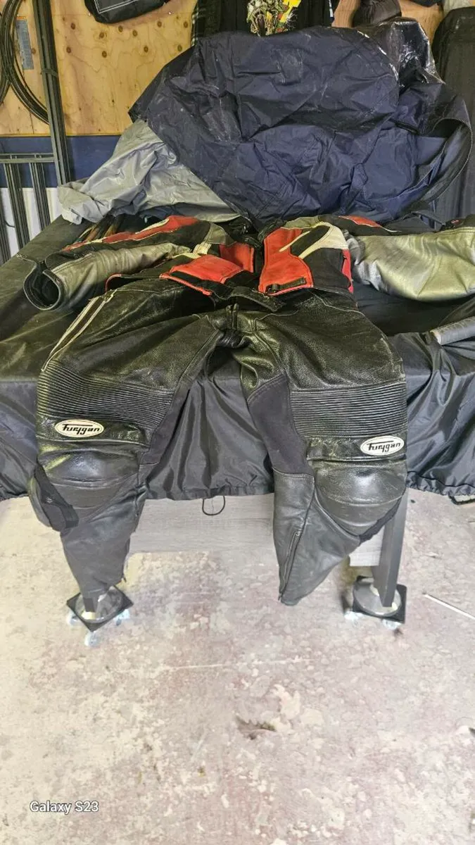 Set of furygan leathers - Image 3