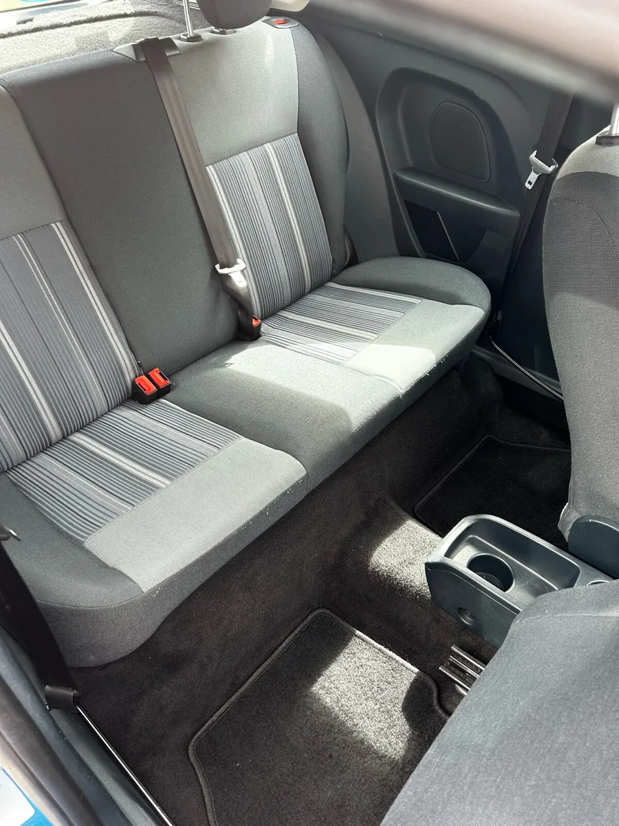 2010 Ford Fiesta Automatic - Image 4