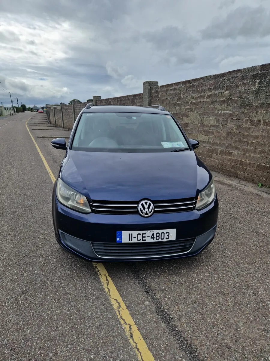 11 Touran Automatic 140kms - Image 3