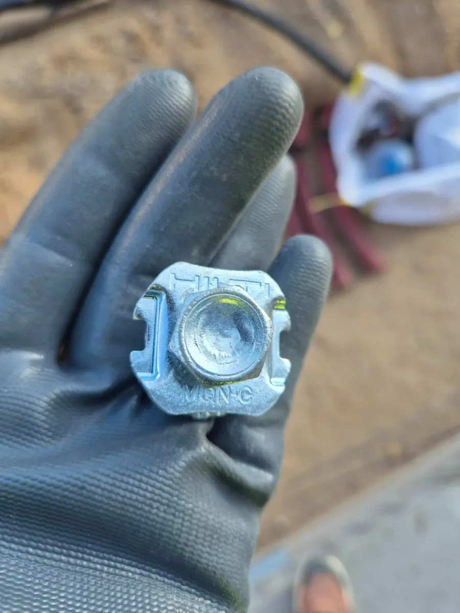 Dewalt Impact Wrench 1/2" - Image 1