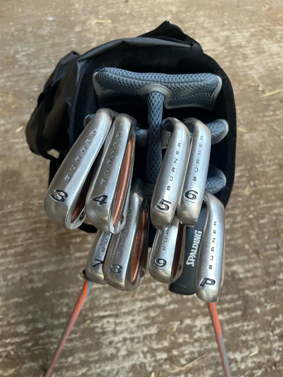 Golf clubs and bag - Image 3