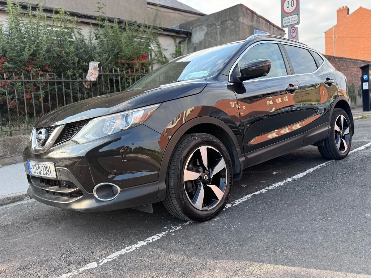 2017 Nissan Qashqai, 108kms, NCT 1/27, Automatic - Image 4
