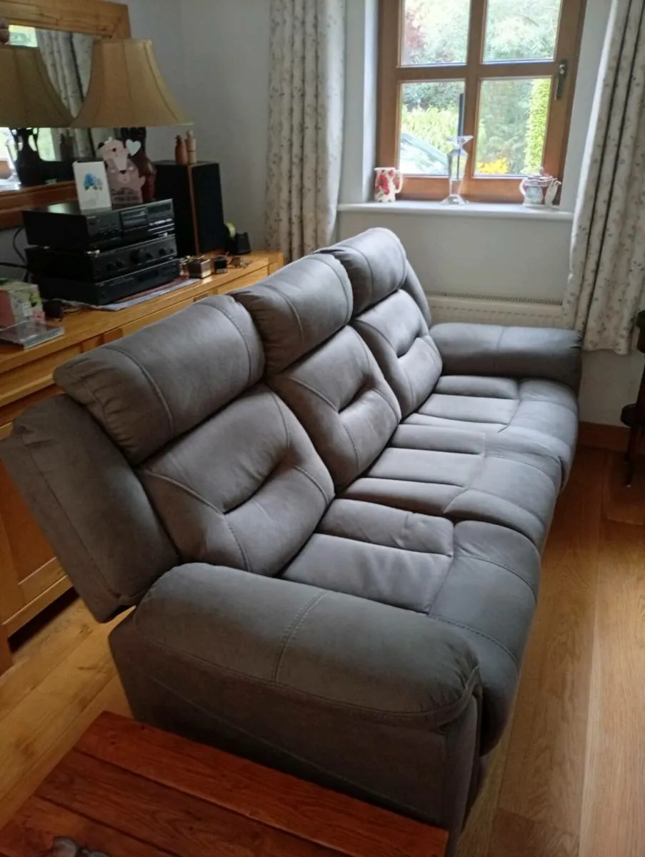 3 & 2 settee sofa combo - Image 1