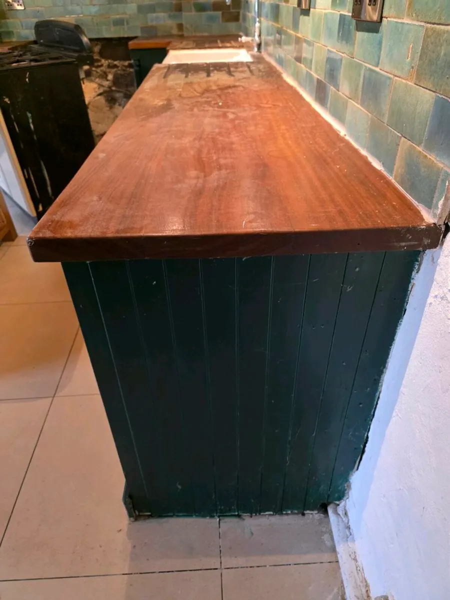 household  Kitchen and bedroom items - Image 1
