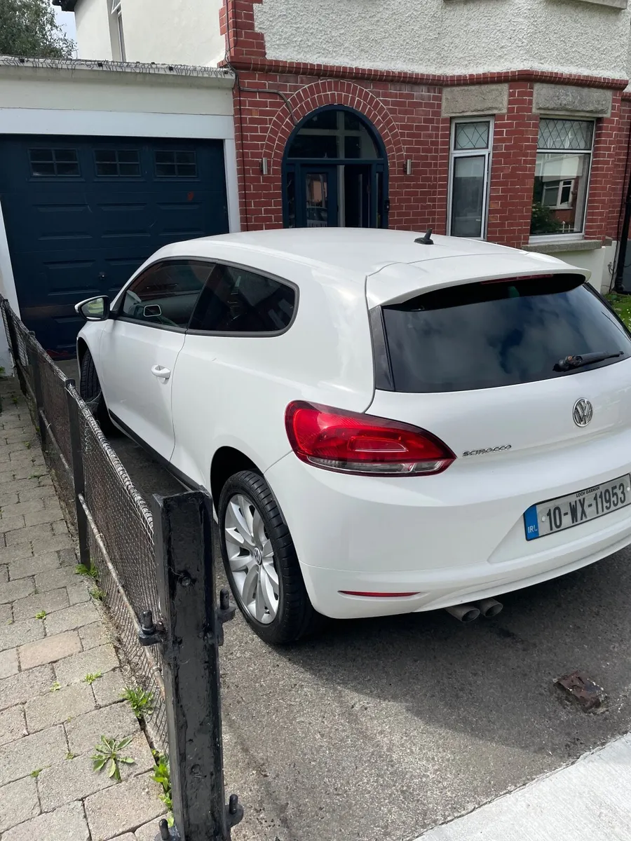 Volkswagen Scirocco 2010 - Image 3