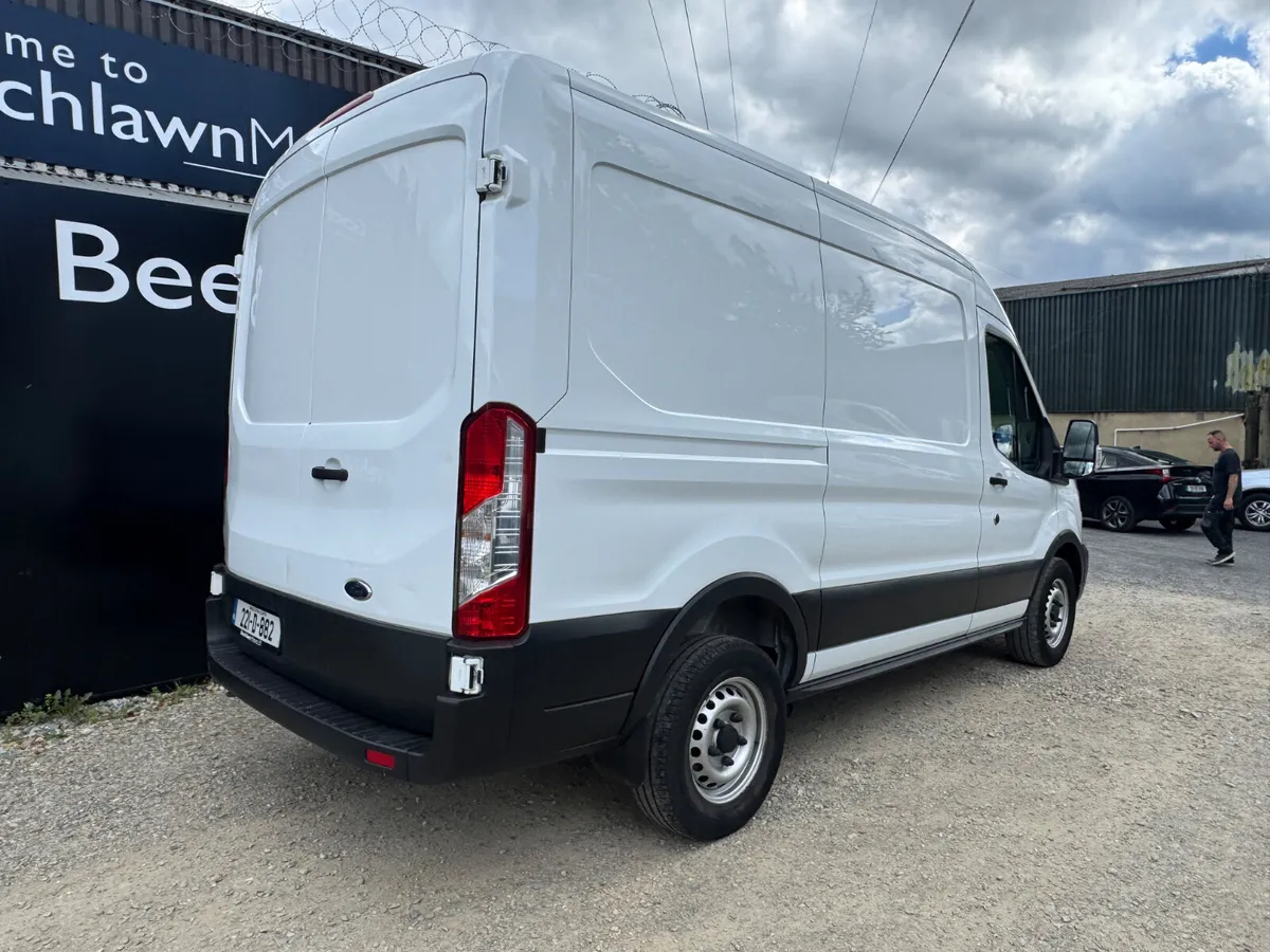 FORD TRANSIT 2.0 TDCI 130 PS MWB MED ROOF - Image 3
