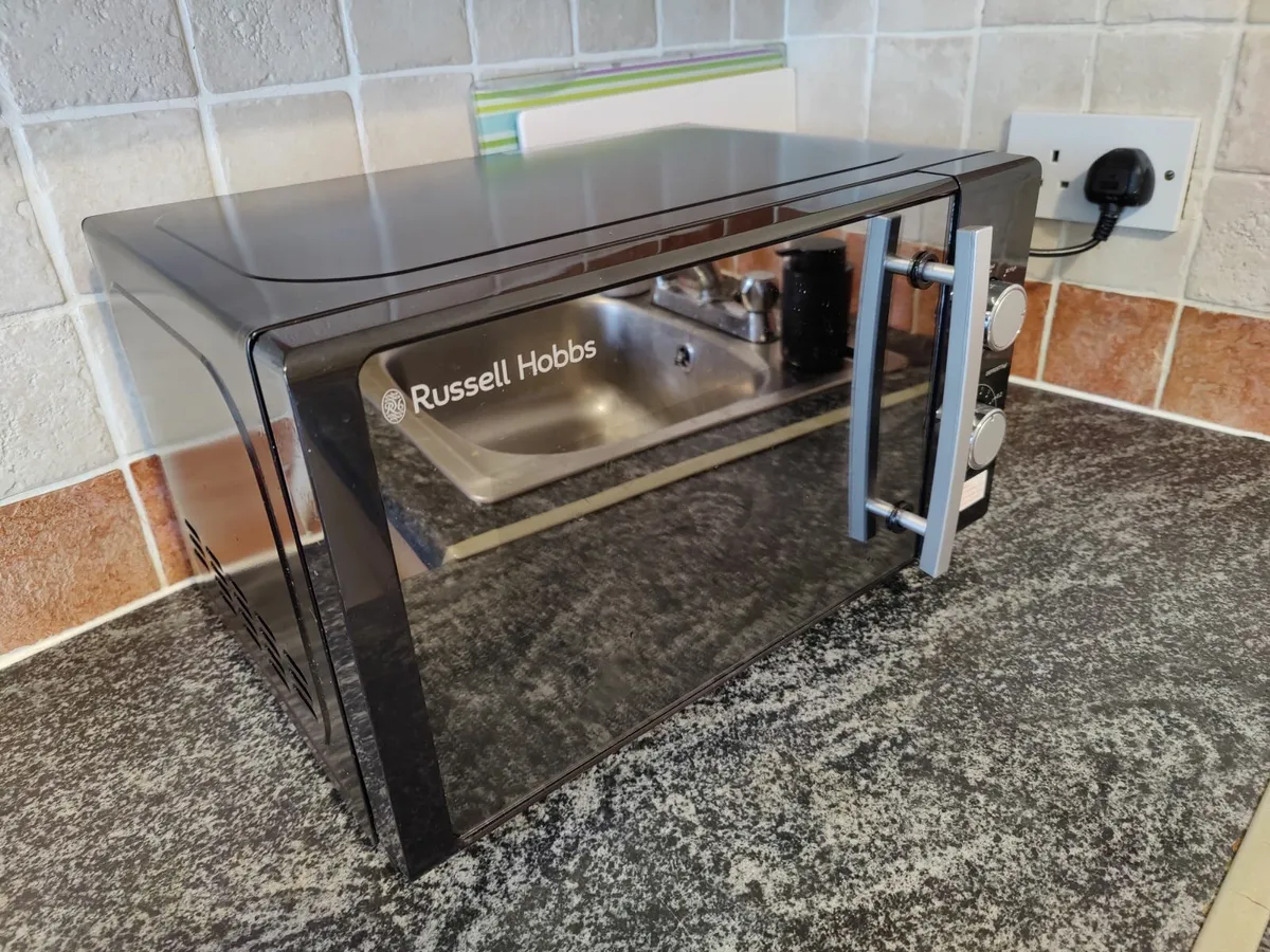 Complete Kitchen with Appliances - Image 4