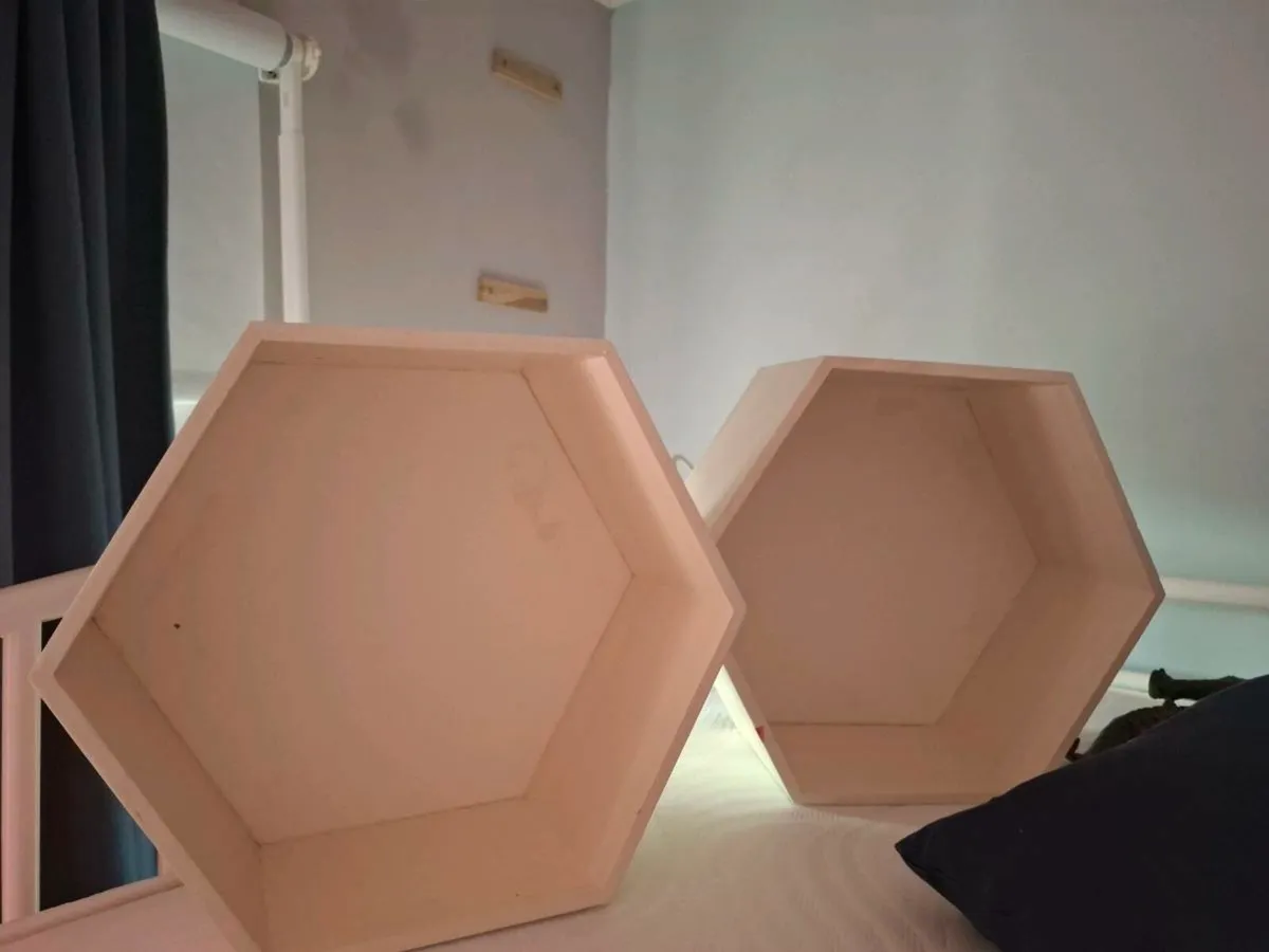 Shelves - Image 4