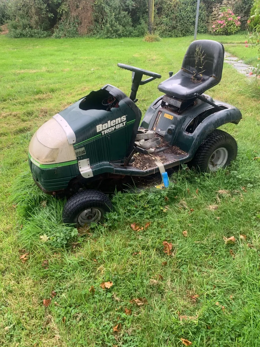 Ride on Lawnmower for scrap - Image 2