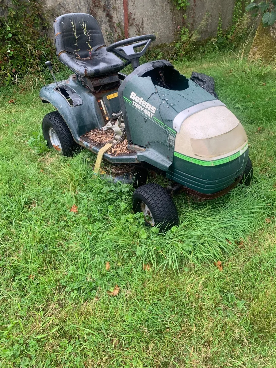 Ride on Lawnmower for scrap - Image 3
