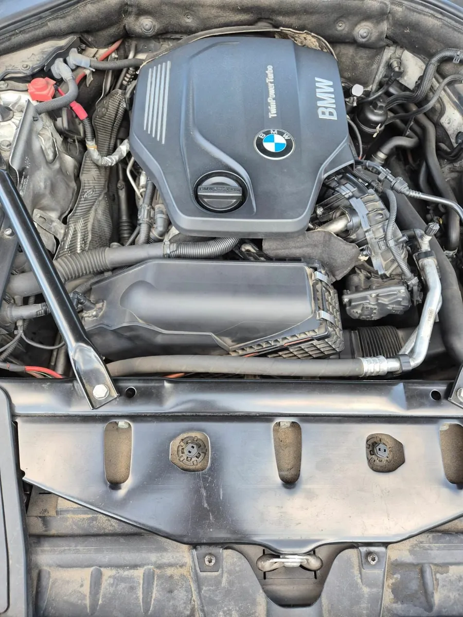 BMW 5-Series 2015 - Image 4